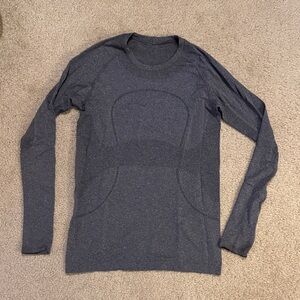 lululemon athletica Long Sleeve Tee - Dark Gray